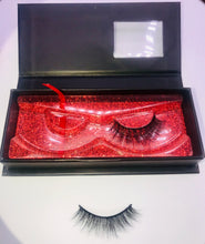 Load image into Gallery viewer, Hello Pretty Lashes  Minnie  3D Faux Mink Lash